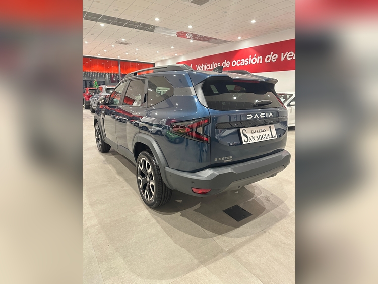 Dacia BIGSTER JOURNEY HYBRID 155 foto 4